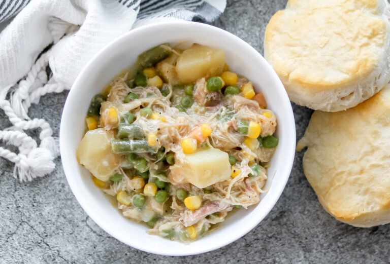 Slow Cooker Chicken Pot Pie Soup