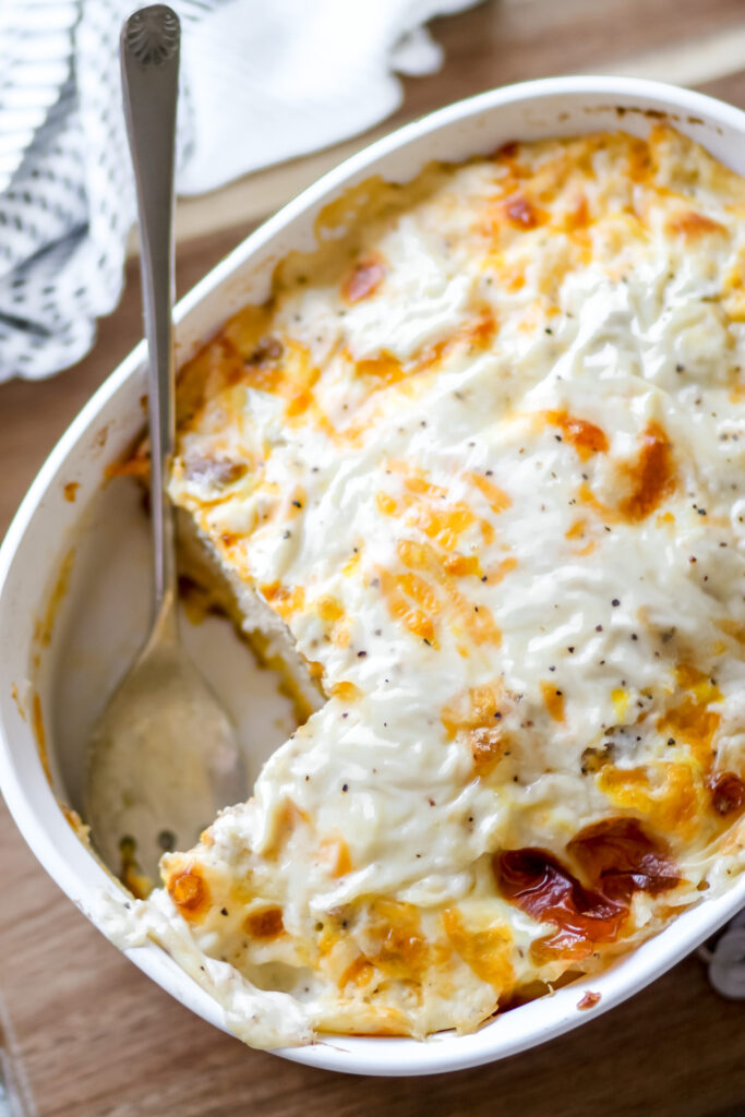 biscuits and gravy casserole