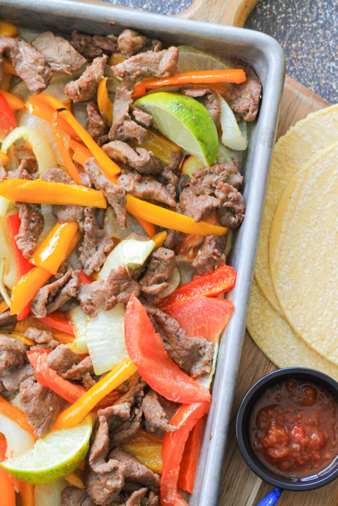 sheet pan steak fajitas